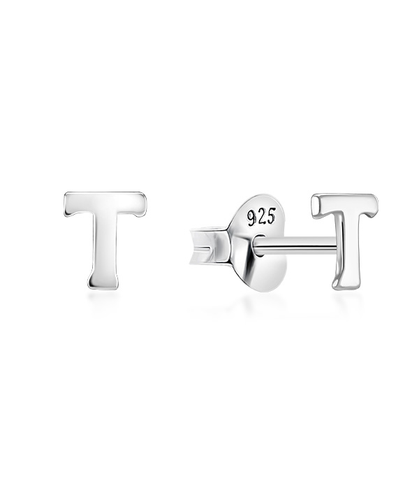 Plain 925 Sterling silver stud earring.