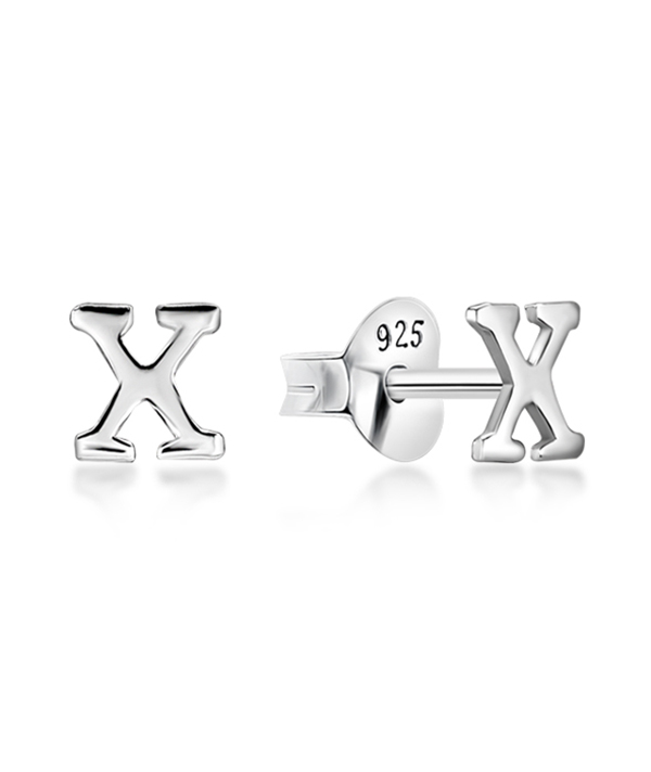 Plain 925 Sterling silver stud earring.