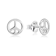 Plain 925 Sterling silver stud earring.