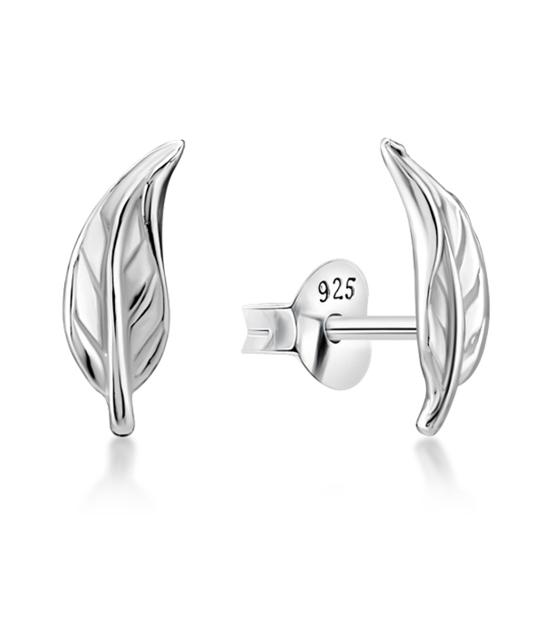 Plain 925 Sterling silver stud earring.