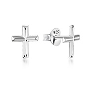 Plain 925 Sterling silver stud earring.