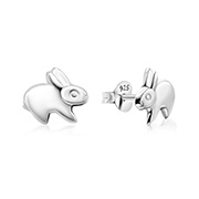 Plain 925 Sterling silver stud earring.