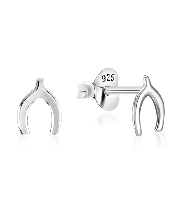 Plain 925 Sterling silver stud earring.