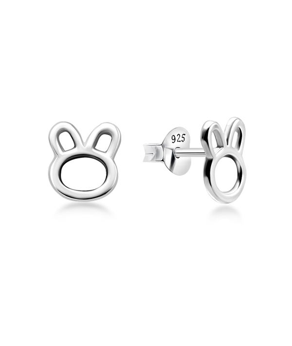 Plain 925 Sterling silver stud earring.
