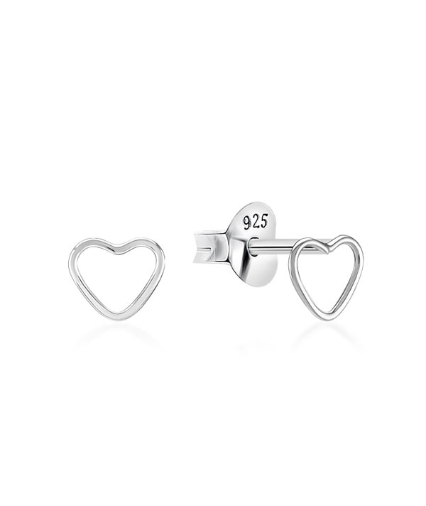 Plain 925 Sterling silver stud earring.