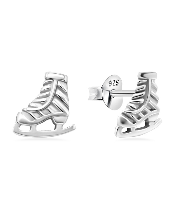 Plain 925 Sterling silver stud earring.