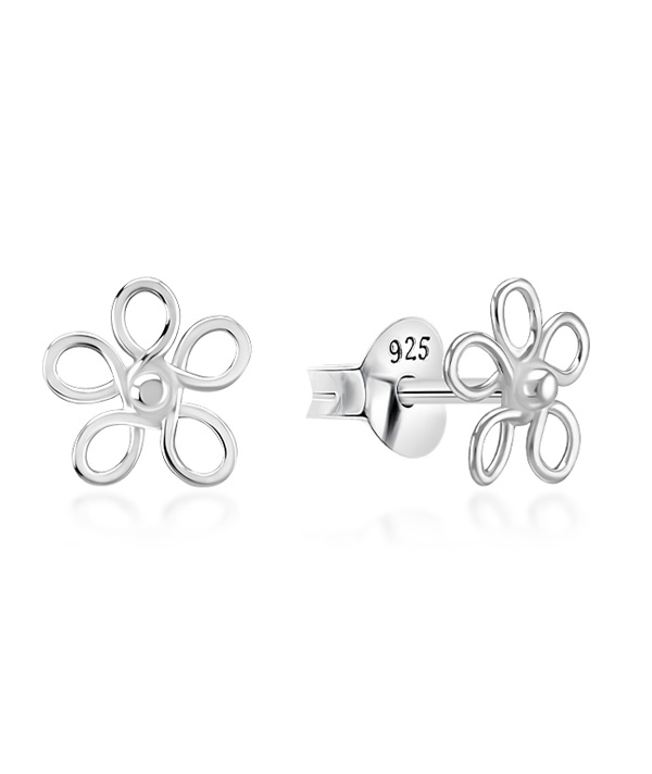 Plain 925 Sterling silver stud earring.
