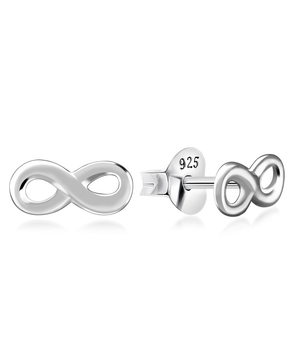 Plain 925 Sterling silver stud earring.