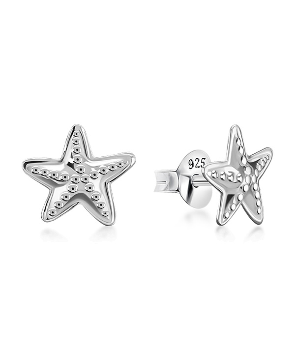 Plain 925 Sterling silver stud earring.