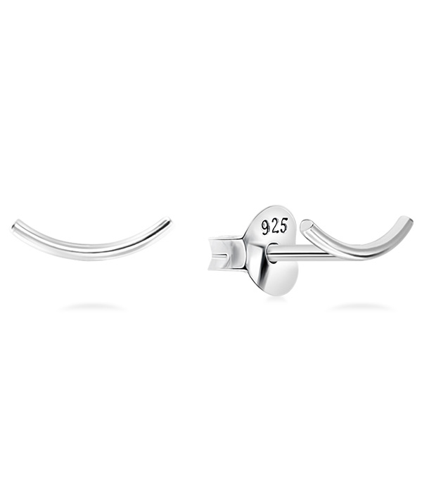Plain 925 Sterling silver stud earring.