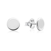 Plain 925 Sterling silver stud earring.