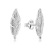 Plain 925 Sterling silver stud earring.