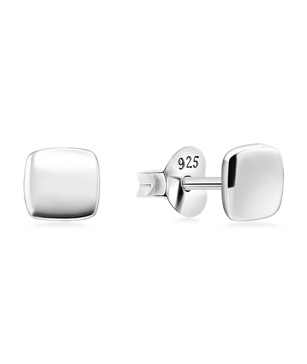 Plain 925 Sterling silver stud earring.