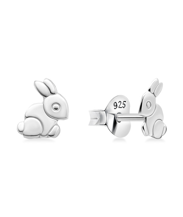 Plain 925 Sterling silver stud earring.