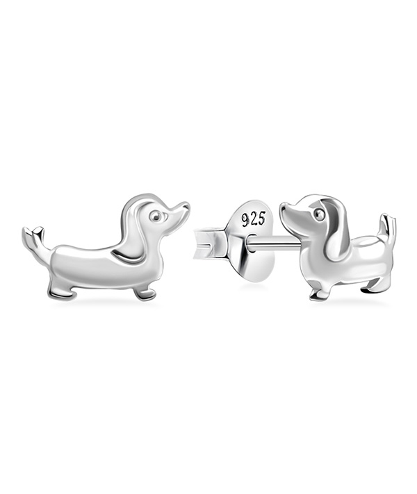 Plain 925 Sterling silver stud earring.
