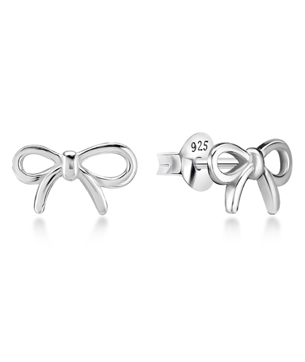 Plain 925 Sterling silver stud earring.