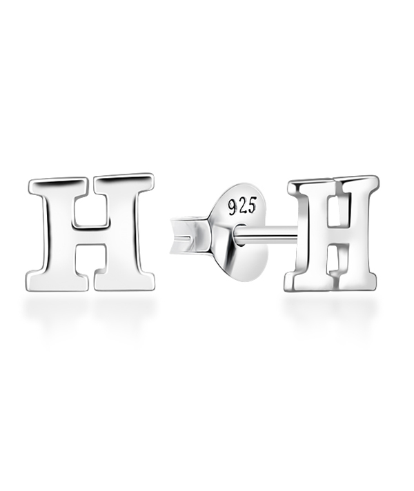 Plain 925 Sterling silver stud earring.