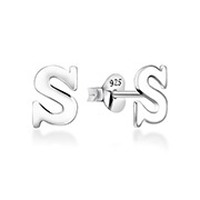 Plain 925 Sterling silver stud earring.