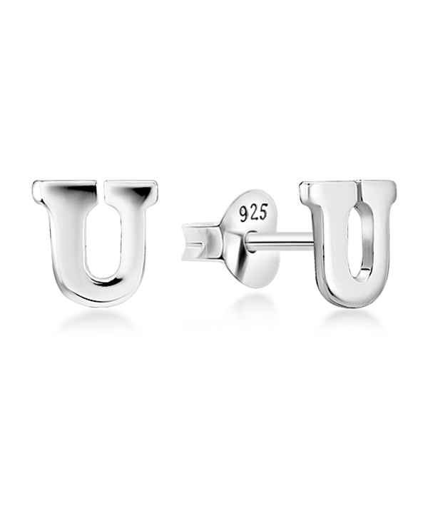 Plain 925 Sterling silver stud earring.