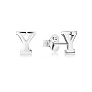 Plain 925 Sterling silver stud earring.