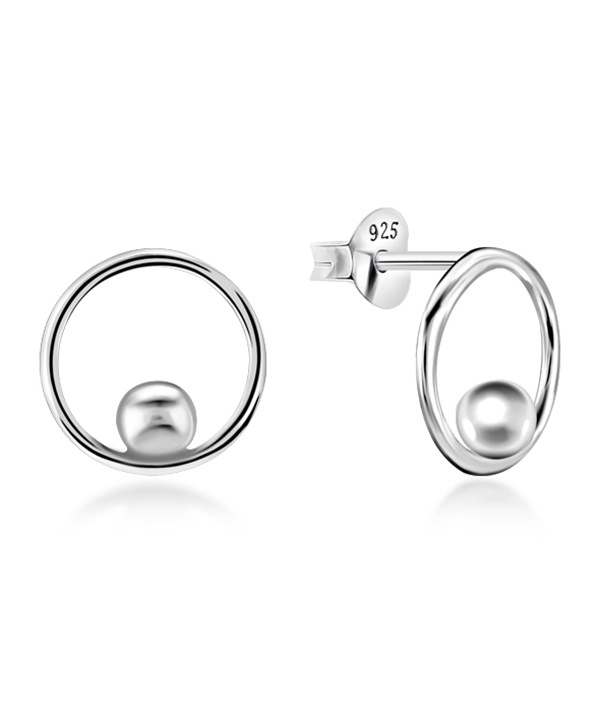 Plain 925 Sterling silver stud earring.