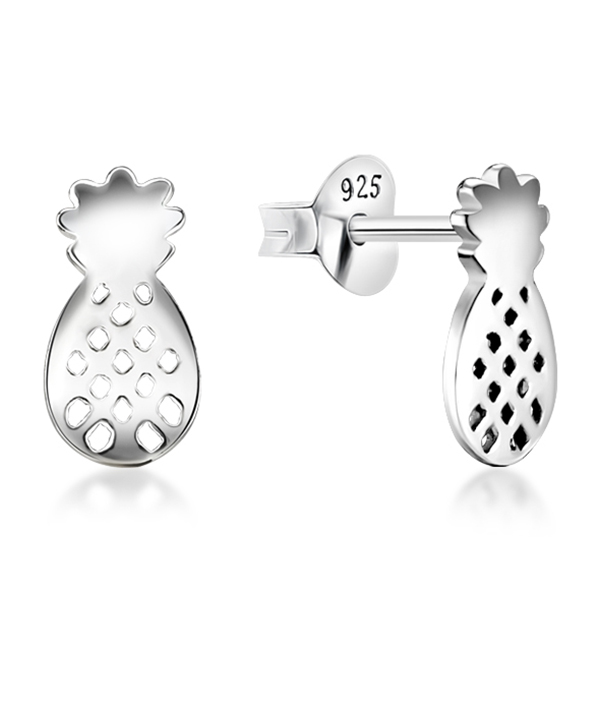 Plain 925 Sterling silver stud earring.