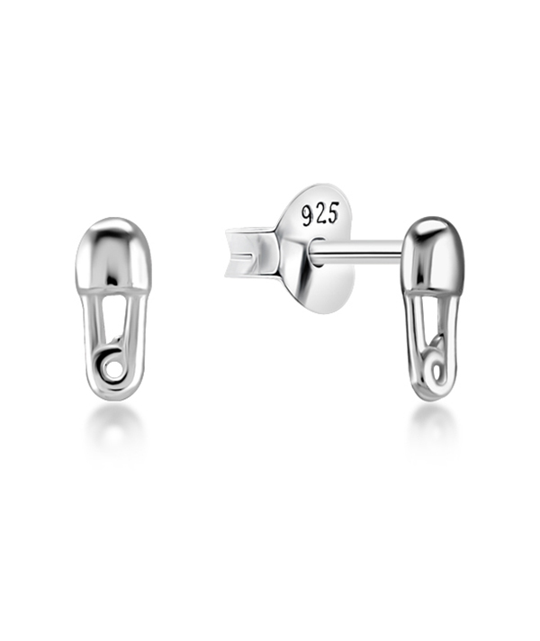 Plain 925 Sterling silver stud earring.