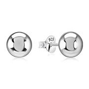 Plain 925 Sterling silver stud earring.