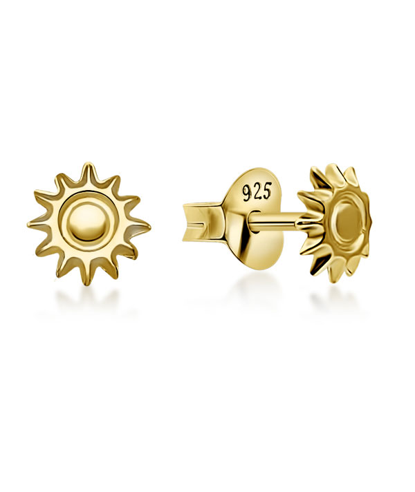Plain gold plated sterling silver stud.