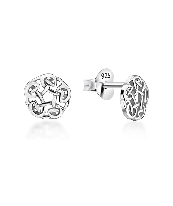 Plain 925 Sterling silver stud earring.