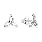 Plain 925 Sterling silver stud earring.