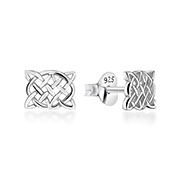 Plain 925 Sterling silver stud earring.