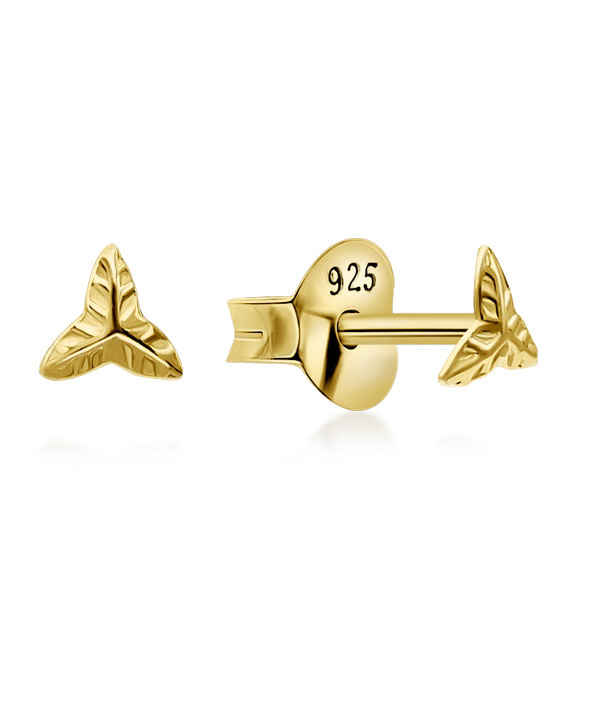 Plain gold plated sterling silver stud.