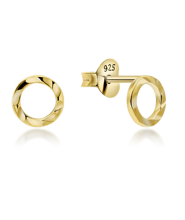 Plain gold plated sterling silver stud.