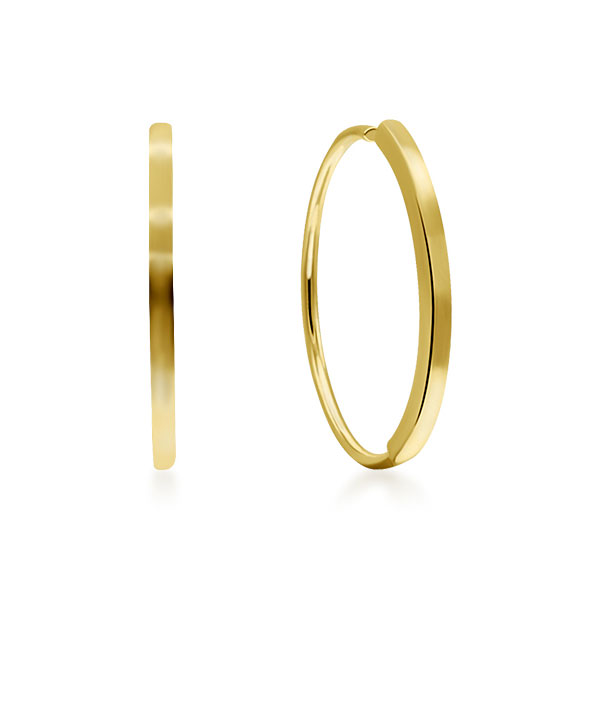 Plain gold plated sterling silver stud.