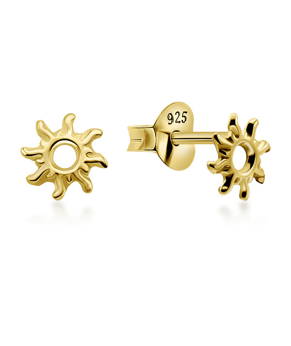 Plain gold plated sterling silver stud.