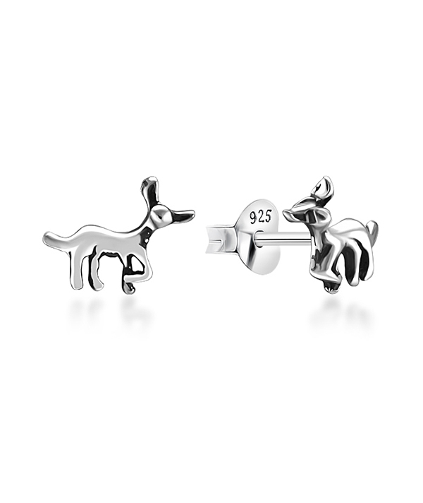 Plain 925 Sterling silver stud earring.