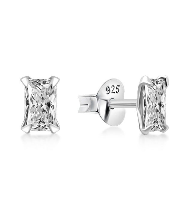 925 Sterling silver stud with cubic zircon.