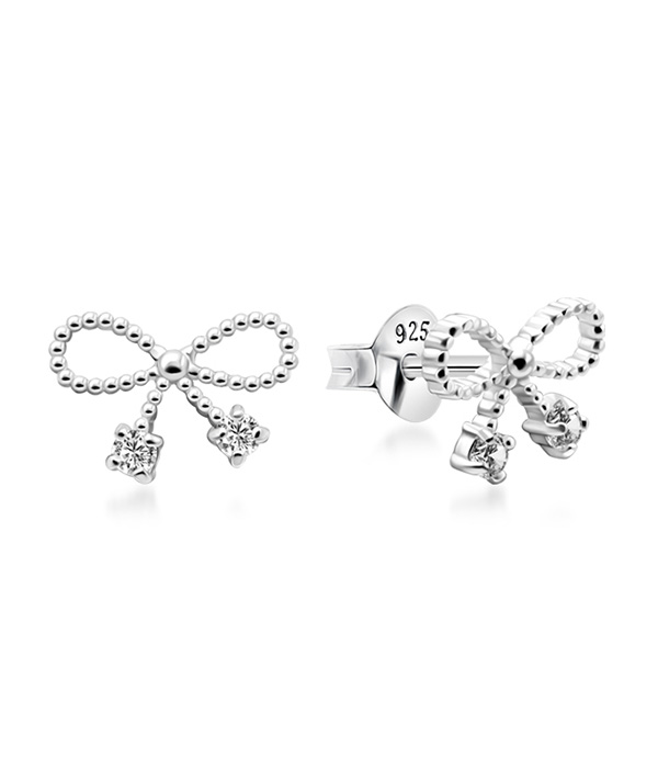 925 Sterling silver stud with cubic zircon.