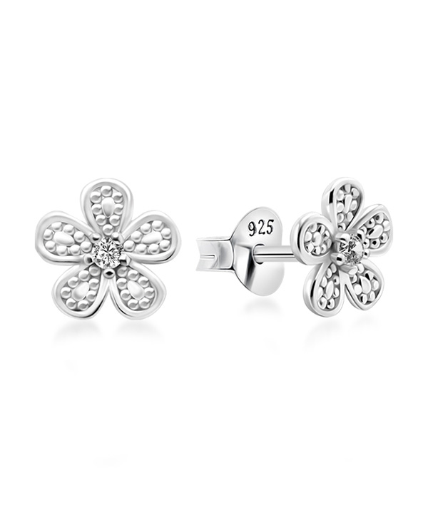 925 Sterling silver stud with cubic zircon.