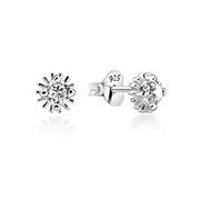 925 Sterling silver earring with cubic zircon.