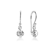 925 Sterling silver earring with cubic zircon.
