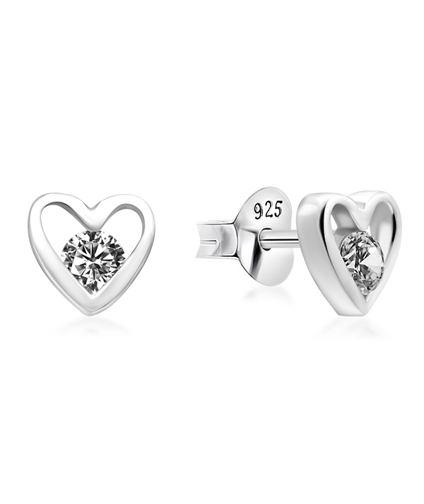 925 Sterling silver stud with cubic zircon.