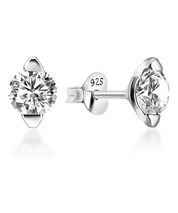 925 Sterling silver earring with cubic zircon.