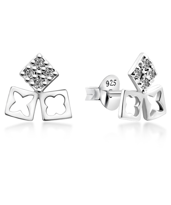 925 Sterling silver earring with cubic zircon.