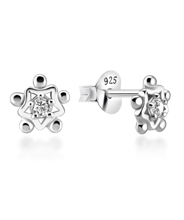 925 Sterling silver earring with cubic zircon.