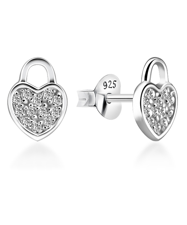 925 Sterling silver earring with cubic zircon.