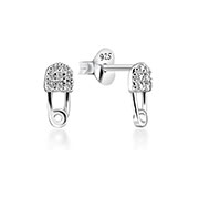 925 Sterling silver earring with cubic zircon.