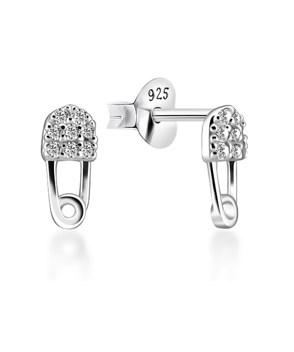 925 Sterling silver earring with cubic zircon.