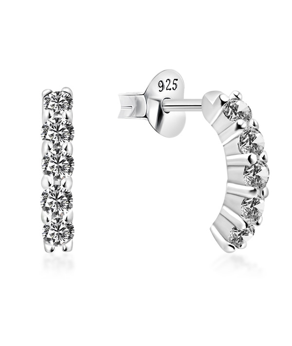 925 Sterling silver stud with cubic zircon.